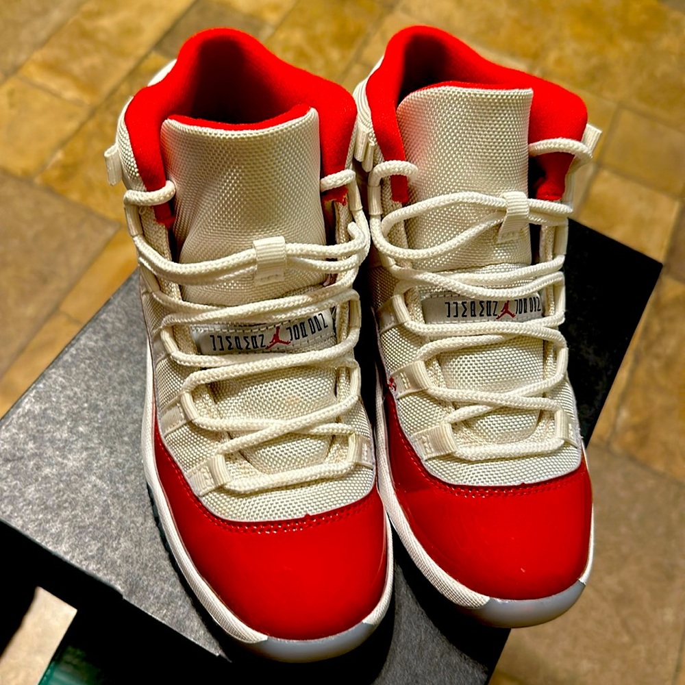 2022 Air Jordan 11 Retro 'Cherry'